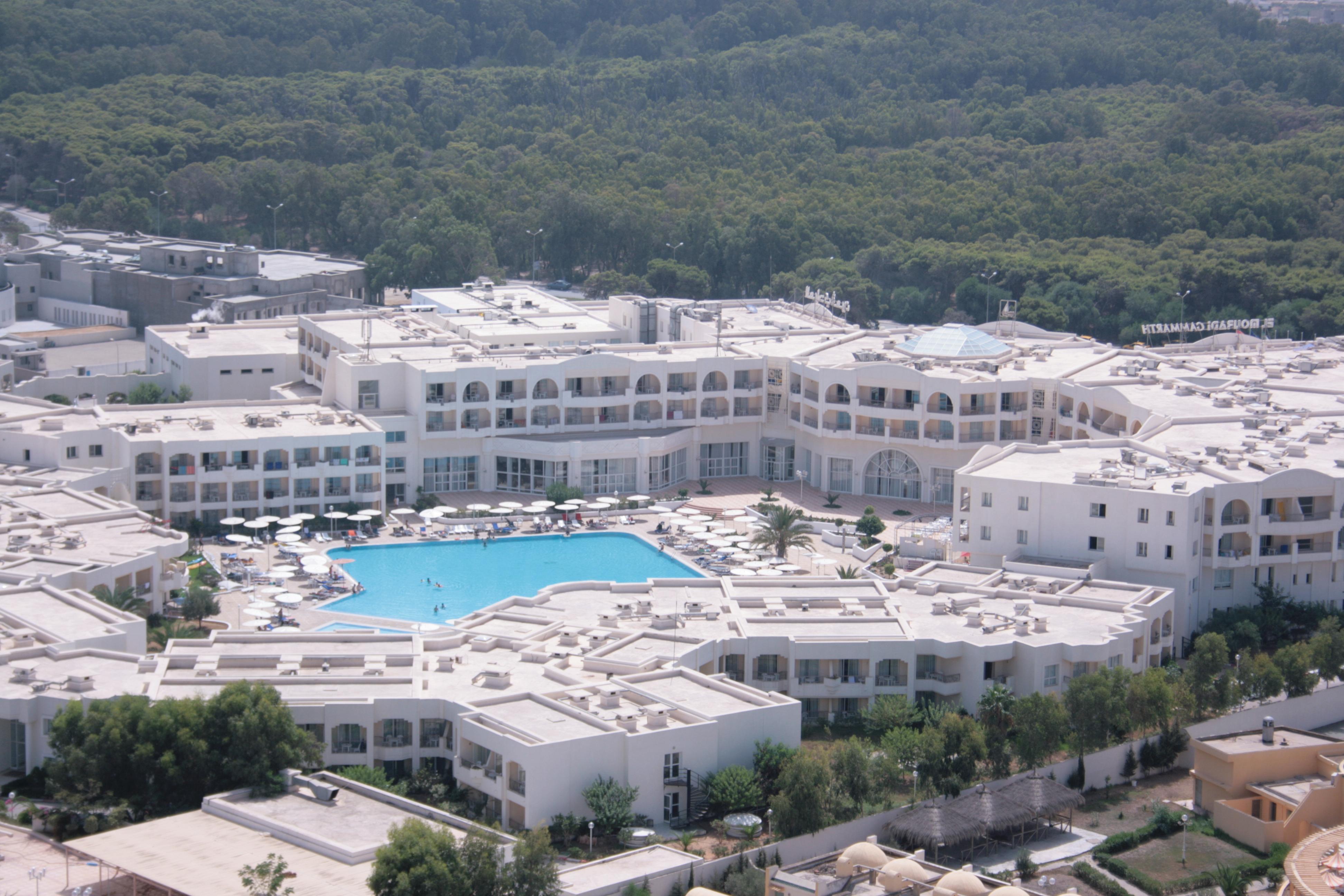 Hotel El Mouradi Gammarth Exterior foto A resort in Cala Galdana